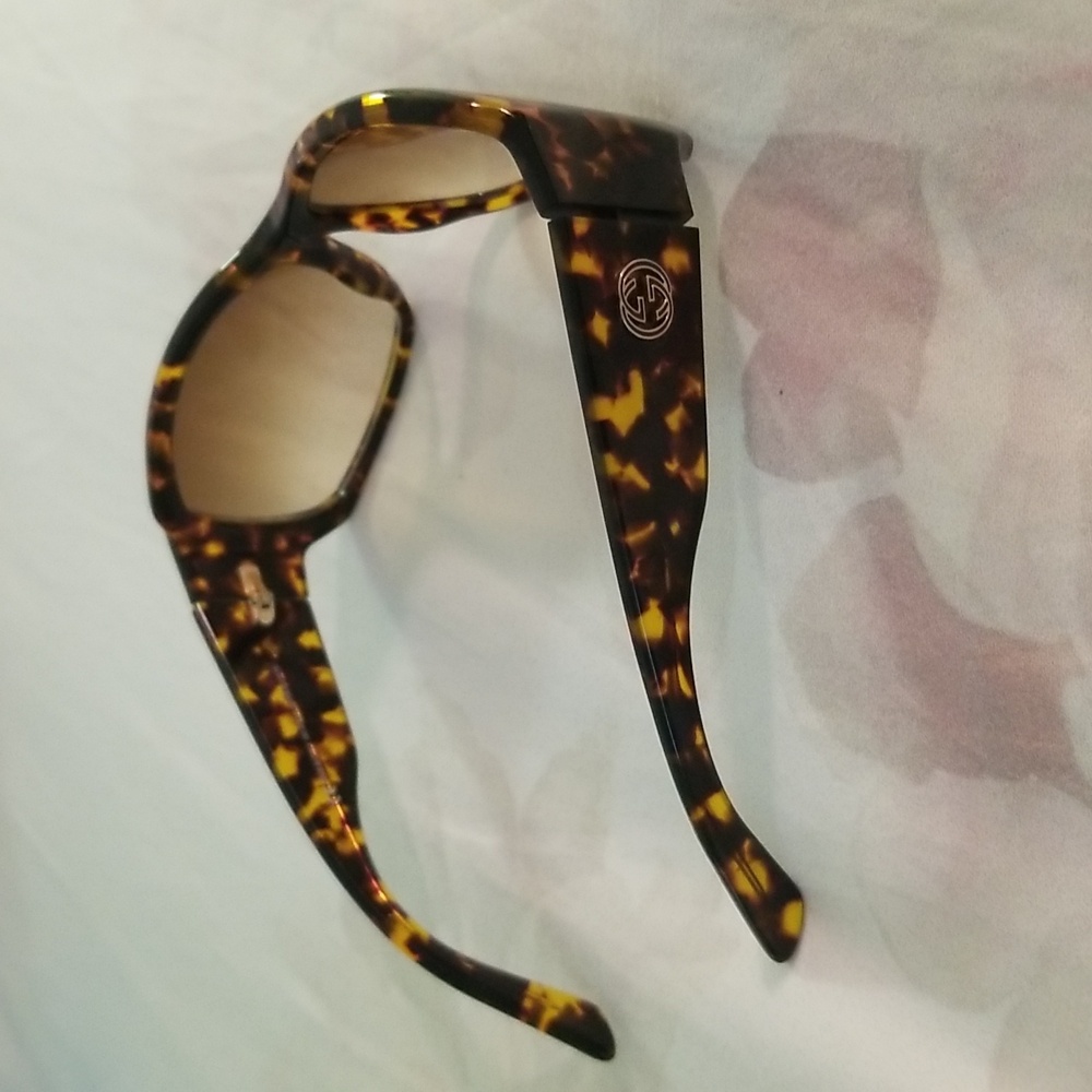 Gucci sunglasses - Picture 11 of 11